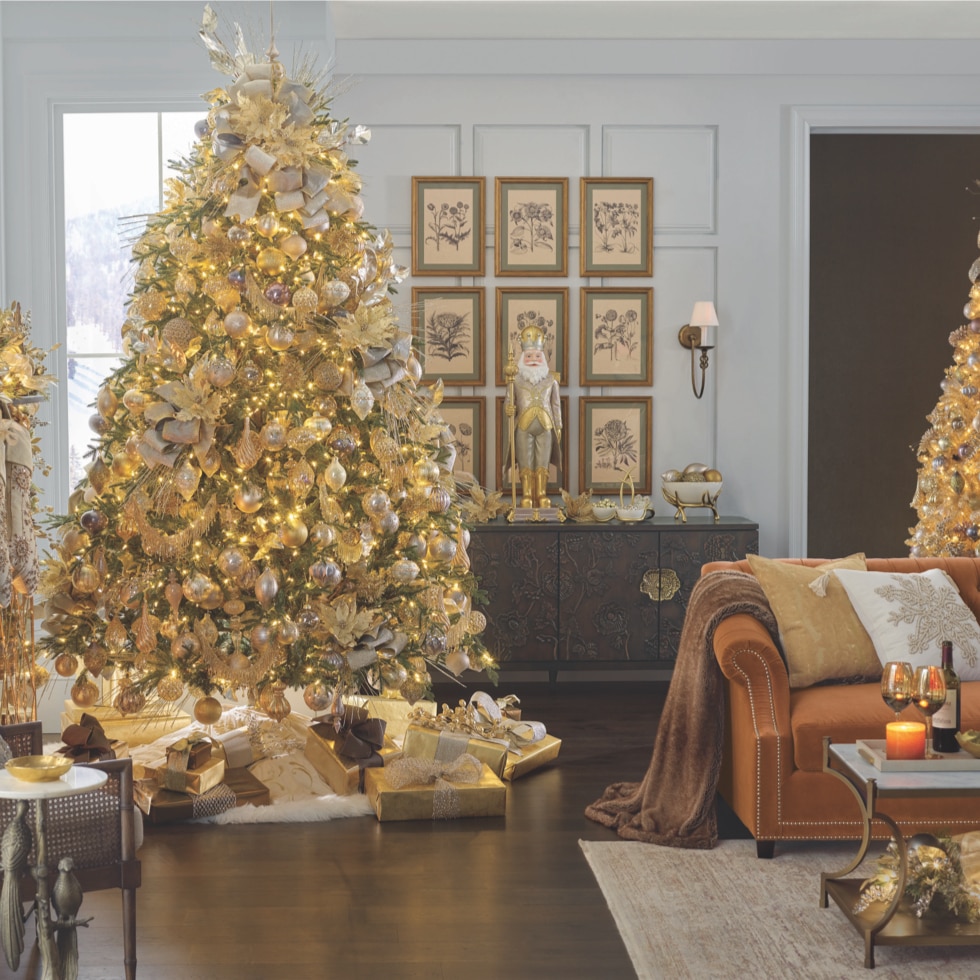 Tree Decorating: A Little, A Lot or Over the Top - Home + Style