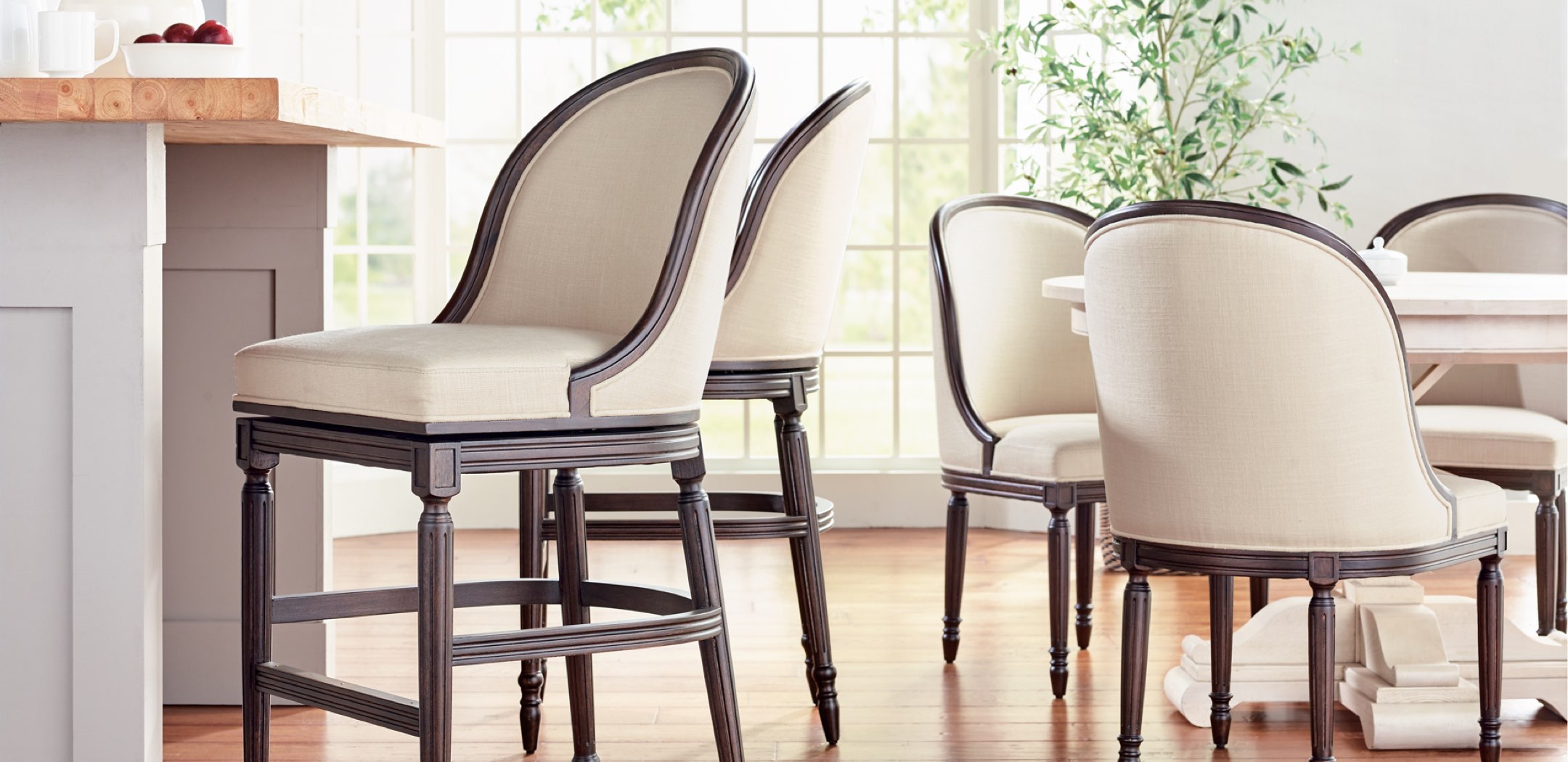 Frontgate Outdoor Furniture Bath Towels & Bedding Bar Stools